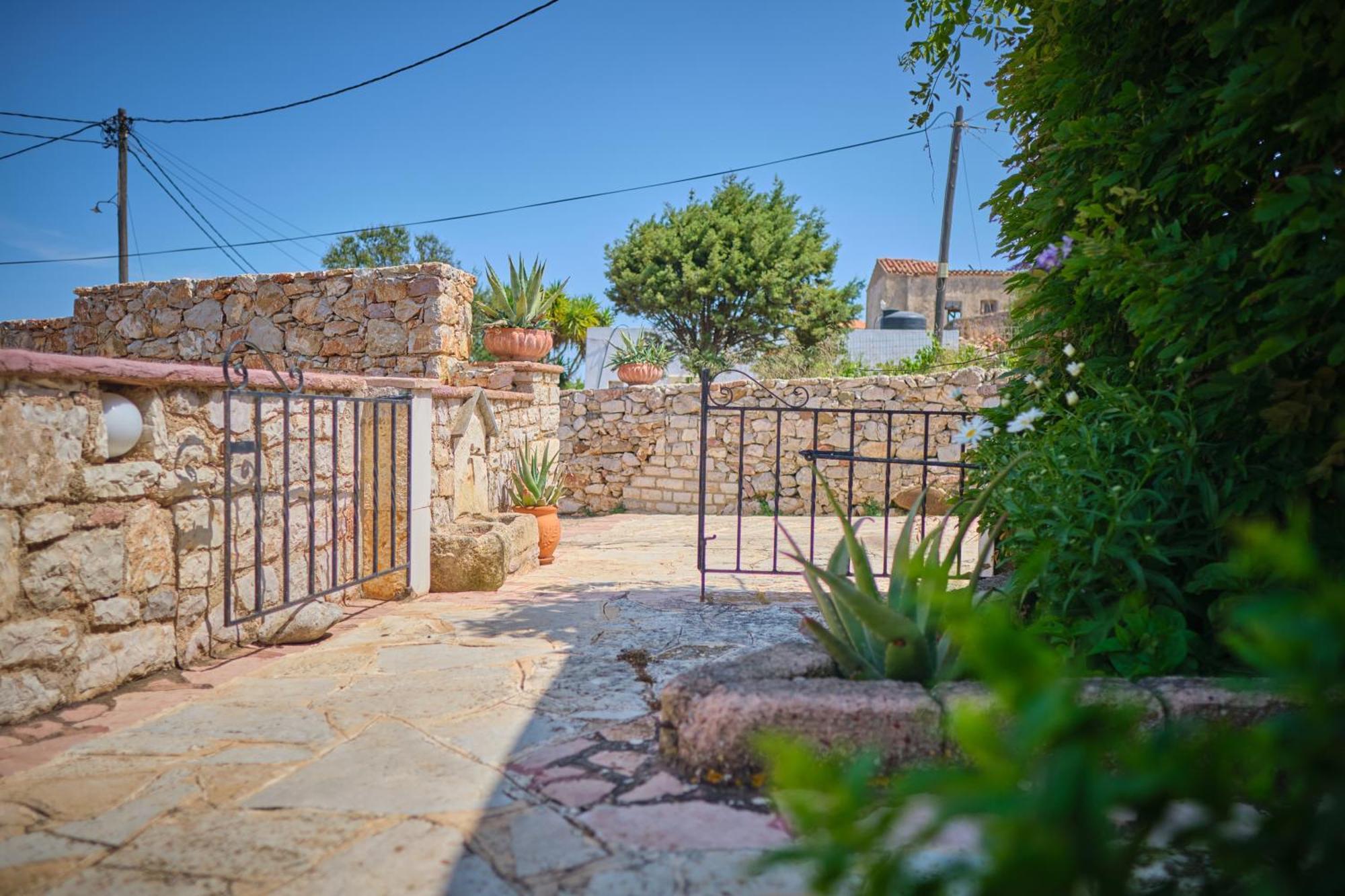 Kastrisianika Koralia Apartments מראה חיצוני תמונה